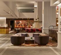 Hilton Toronto Lobby