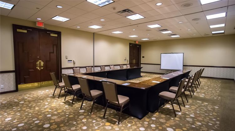 Embassy Suites Tampa - Airport/Westshore Meeting