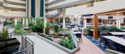 Embassy Suites USF/near Busch Gardens Exterior