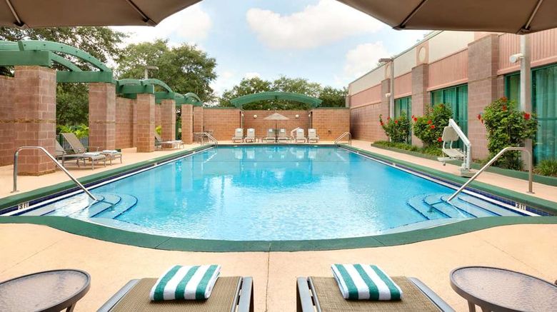 <b>Embassy Suites USF/near Busch Gardens Pool</b>. Images powered by <a href="https://iceportal.shijigroup.com/" title="IcePortal" target="_blank">IcePortal</a>.