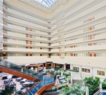 Embassy Suites USF/near Busch Gardens Exterior