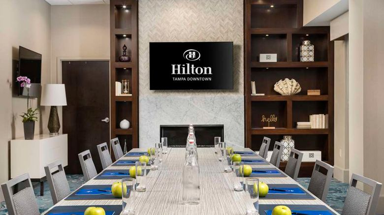 <b>Hilton Tampa Downtown Lobby</b>. Images powered by <a href="https://iceportal.shijigroup.com/" title="IcePortal" target="_blank">IcePortal</a>.