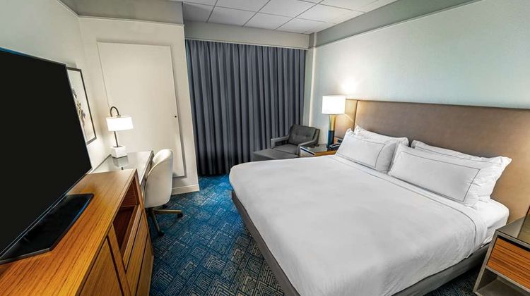 Doubletree Guest Suites Tampa Bay Room
