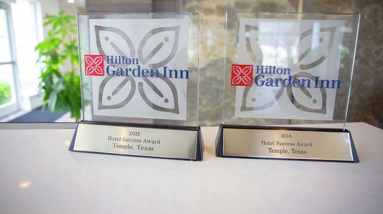 <b>Hilton Garden Inn Temple Lobby</b>. Images powered by <a href="https://iceportal.shijigroup.com/" title="IcePortal" target="_blank">IcePortal</a>.