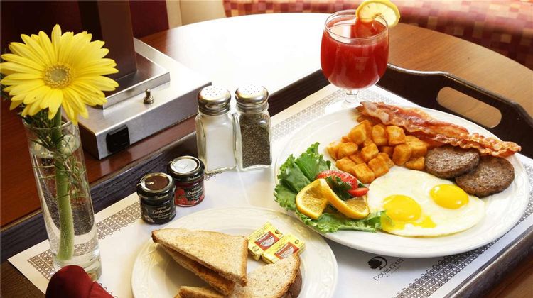 DoubleTree by Hilton Hotel Johnson City Restaurant