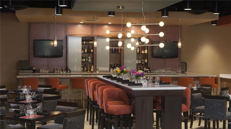 DoubleTree by Hilton Hotel Johnson City Restaurant