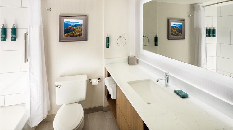DoubleTree by Hilton Hotel Johnson City Room