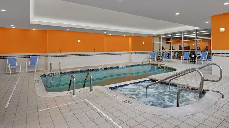Hilton Garden Inn Hamilton Pool