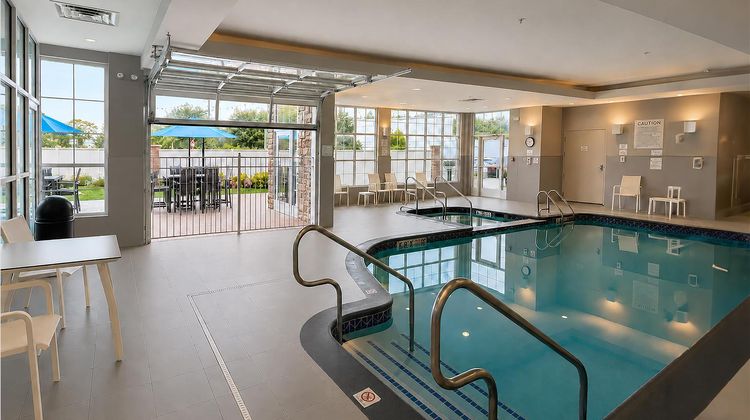 Hilton Garden Inn Hamilton Pool