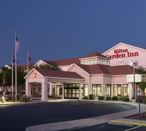Hilton Garden Inn Airport Exterior
