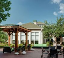 Hilton Garden Inn Tulsa Airport Exterior