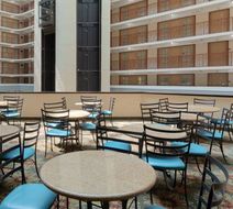 Embassy Suites by Hilton Tulsa I-44 Lobby