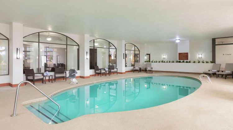 Embassy Suites by Hilton Tulsa I-44 Pool