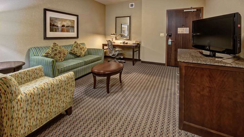 <b>Hilton Garden Inn Tulsa Midtown Room</b>. Images powered by <a href="https://iceportal.shijigroup.com/" title="IcePortal" target="_blank">IcePortal</a>.