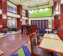 Hampton Inn & Suites/Owasso Lobby