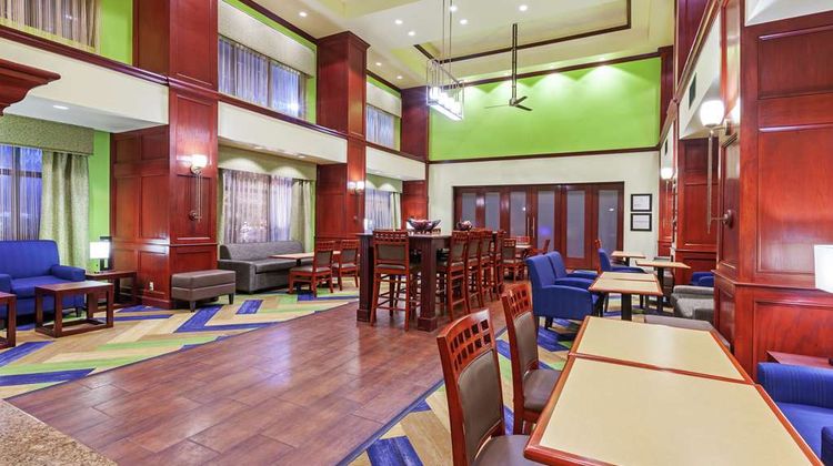 Hampton Inn & Suites/Owasso Lobby