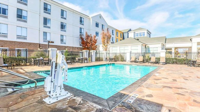<b>Hilton Garden Inn Tulsa South Pool</b>. Images powered by <a href="https://iceportal.shijigroup.com/" title="IcePortal" target="_blank">IcePortal</a>.