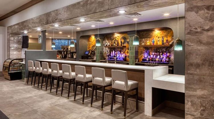 Doubletree Hotel at Warren Place Lobby