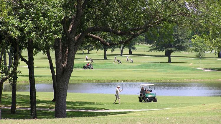 Doubletree Hotel at Warren Place Recreation