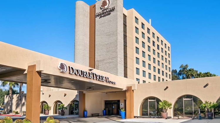 Doubletree by Hilton Tucson Reid Park Exterior