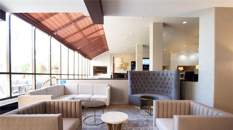 Doubletree by Hilton Tucson Reid Park Lobby