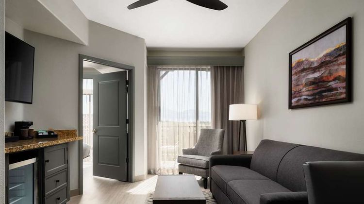 Embassy Suites Tucson-Paloma Village Room
