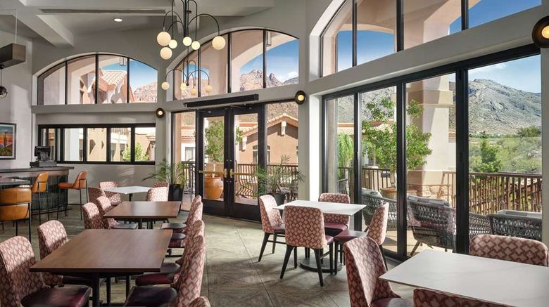 <b>Embassy Suites Tucson-Paloma Village Restaurant</b>. Images powered by <a href="https://iceportal.shijigroup.com/" title="IcePortal" target="_blank">IcePortal</a>.