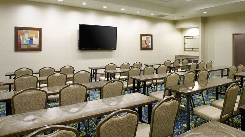 <b>Hilton Garden Inn Texarkana Meeting</b>. Images powered by <a href="https://iceportal.shijigroup.com/" title="IcePortal" target="_blank">IcePortal</a>.