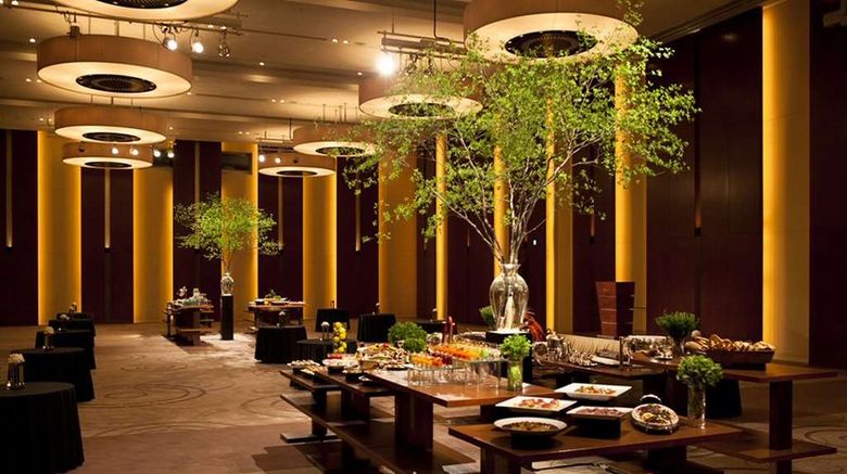 <b>Conrad Tokyo Meeting</b>. Images powered by <a href=https://www.travelagewest.com/Hotels/Tokyo/