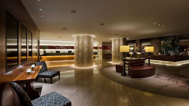 Hilton Tokyo Lobby