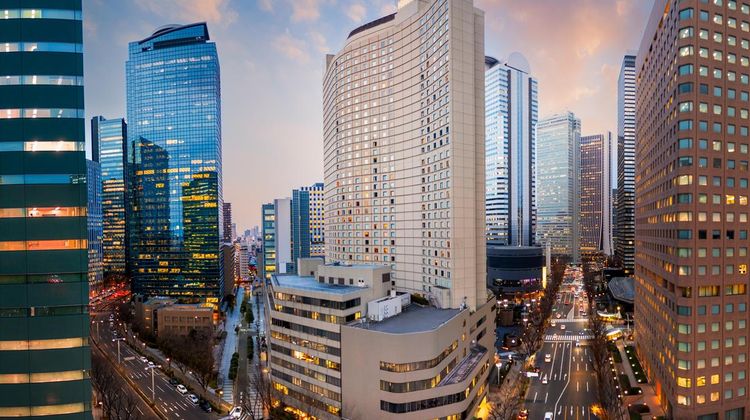 Hilton Tokyo Exterior