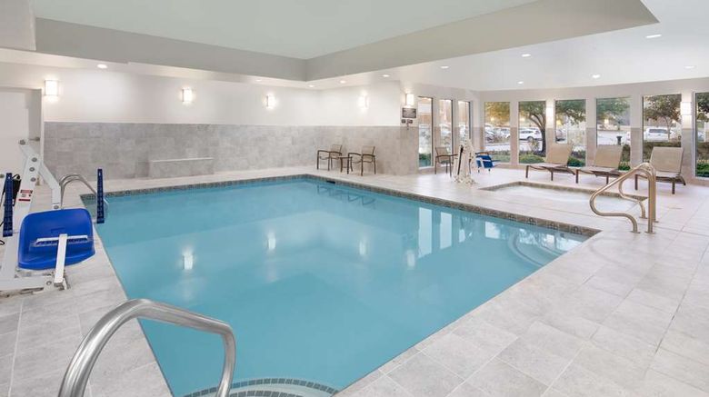 <b>Hilton Garden Inn Tyler Pool</b>. Images powered by <a href="https://iceportal.shijigroup.com/" title="IcePortal" target="_blank">IcePortal</a>.
