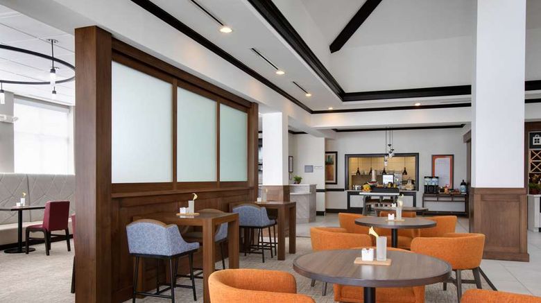 <b>Hilton Garden Inn Tyler Restaurant</b>. Images powered by <a href="https://iceportal.shijigroup.com/" title="IcePortal" target="_blank">IcePortal</a>.