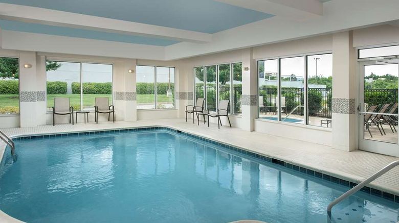 <b>Hilton Garden Inn Cedar Bluff Pool</b>. Images powered by <a href="https://iceportal.shijigroup.com/" title="IcePortal" target="_blank">IcePortal</a>.
