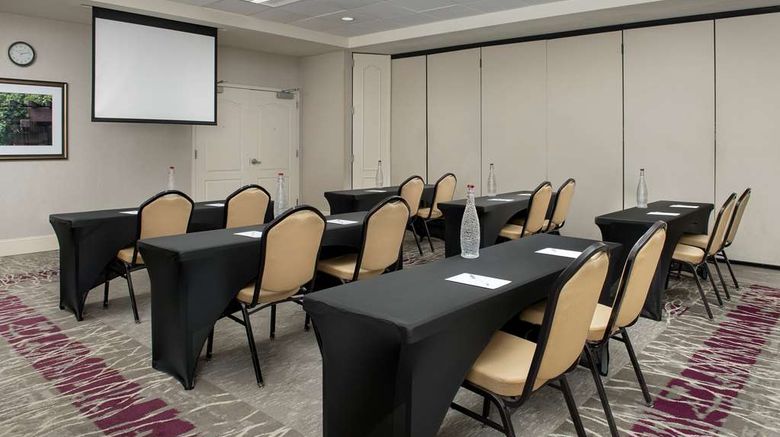 <b>Hilton Garden Inn Cedar Bluff Meeting</b>. Images powered by <a href="https://iceportal.shijigroup.com/" title="IcePortal" target="_blank">IcePortal</a>.