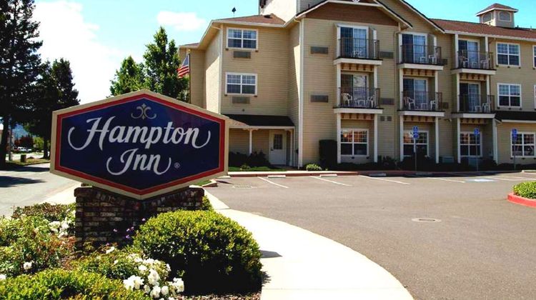 Hampton Inn Ukiah Exterior
