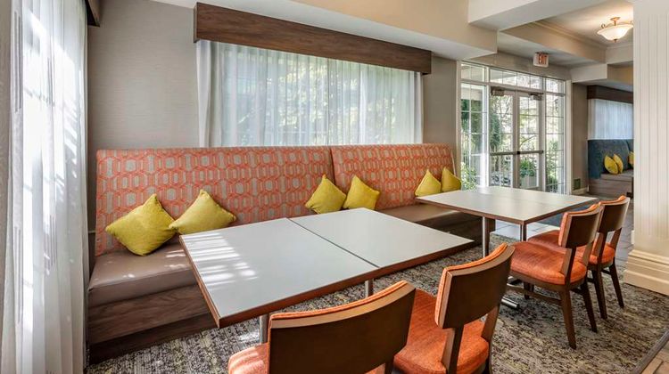 Hampton Inn Ukiah Lobby