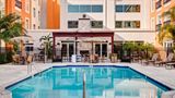 <b>Embassy Suites Valencia Pool</b>. Images powered by <a href="https://iceportal.shijigroup.com/" title="IcePortal" target="_blank">IcePortal</a>.