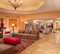 DoubleTree by Hilton Hotel Vancouver Lobby