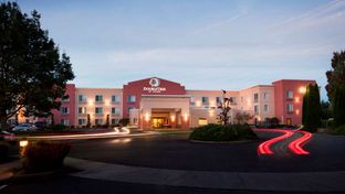 DoubleTree by Hilton Hotel Vancouver