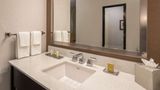 <b>DoubleTree by Hilton Hotel Vancouver Room</b>. Images powered by <a href="https://iceportal.shijigroup.com/" title="IcePortal" target="_blank">IcePortal</a>.