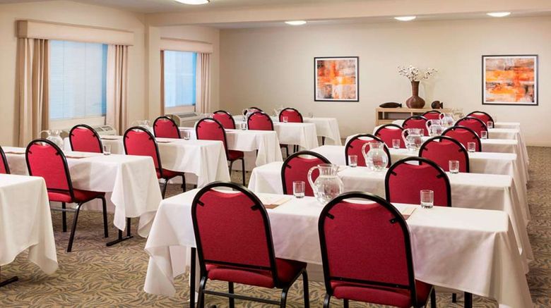 <b>DoubleTree by Hilton Hotel Vancouver Meeting</b>. Images powered by <a href="https://iceportal.shijigroup.com/" title="IcePortal" target="_blank">IcePortal</a>.