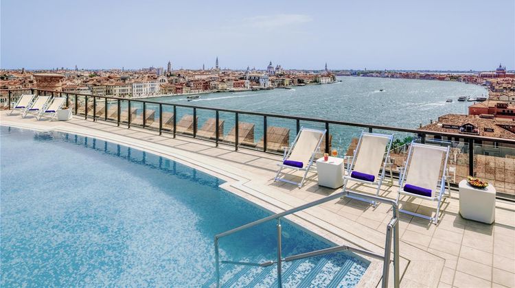 Hilton Molino Stucky Venice Pool