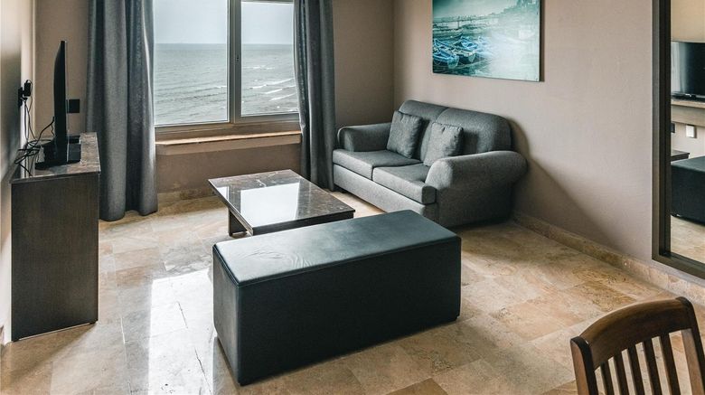 <b>Hilton Garden Inn Boca del Rio Veracruz Room</b>. Images powered by <a href="https://iceportal.shijigroup.com/" title="IcePortal" target="_blank">IcePortal</a>.