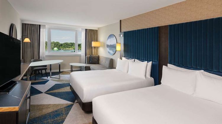 Hilton Vienna Danube Waterfront Room