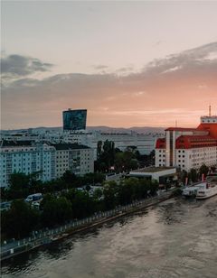 Hilton Vienna Danube Waterfront