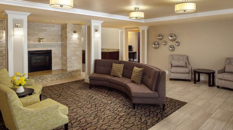 <b>Homewood Suites Wallingford Meriden Lobby</b>. Images powered by <a href="https://iceportal.shijigroup.com/" title="IcePortal" target="_blank">IcePortal</a>.