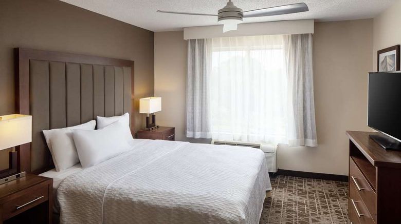<b>Homewood Suites Wallingford Meriden Room</b>. Images powered by <a href="https://iceportal.shijigroup.com/" title="IcePortal" target="_blank">IcePortal</a>.