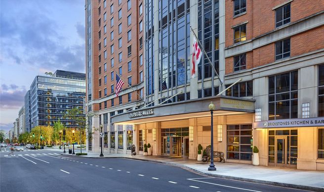 Embassy Suites Washington DC Conv Ctr Exterior