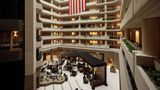 Embassy Suites Hotel Crystal City Lobby